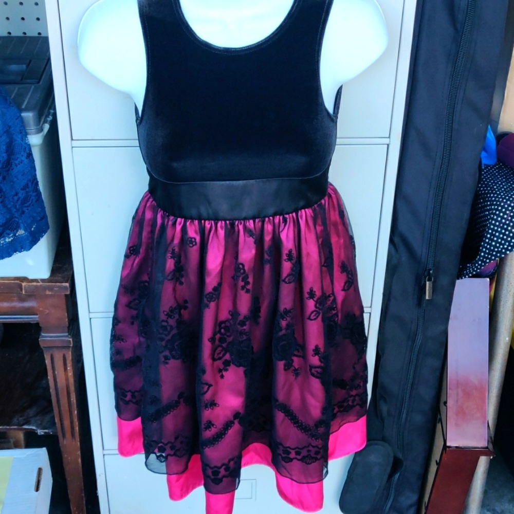 Girls dress